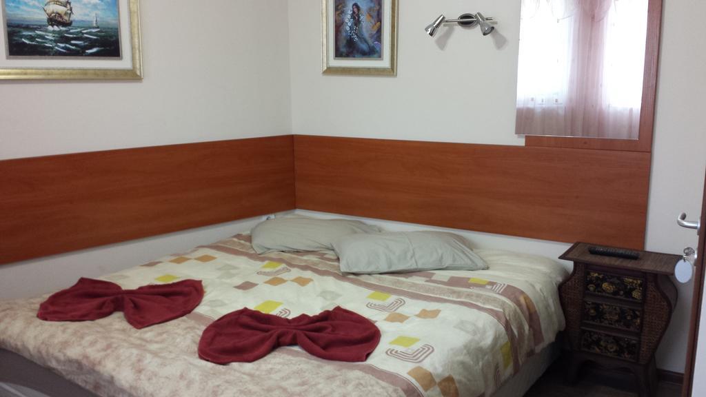 רבדה Guest House Markovi מראה חיצוני תמונה